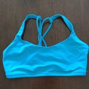 Lululemon Free 2 Be Bra